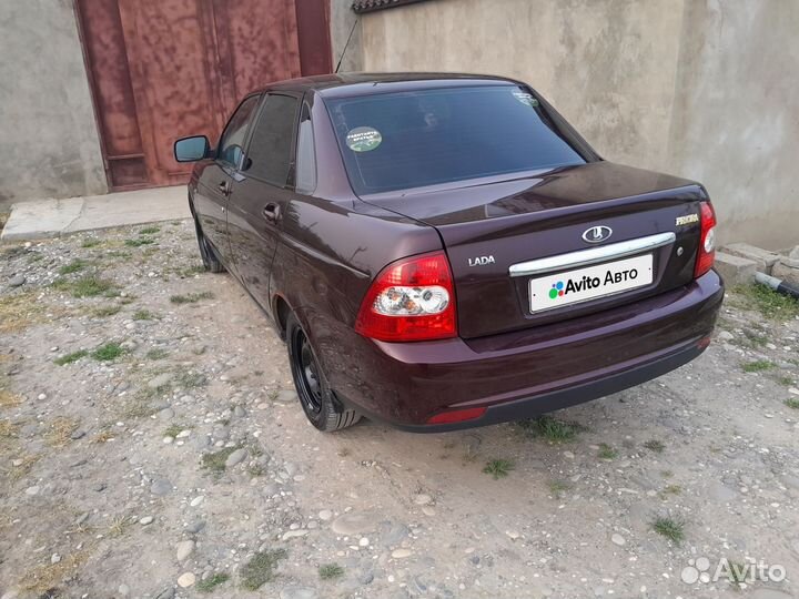 LADA Priora 1.6 МТ, 2012, битый, 400 000 км