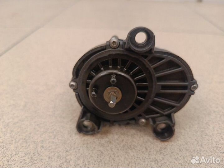 Сервопривод Mercedes-Benz C-Class W204 271.860