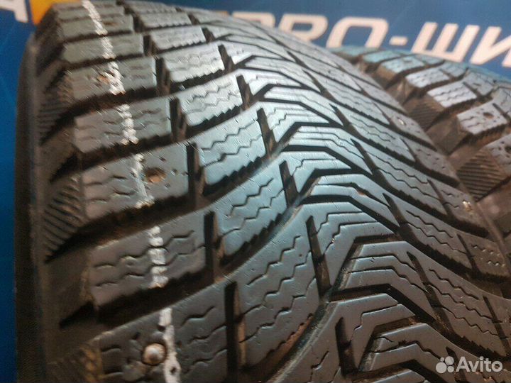 Michelin X-Ice North 3 215/65 R16