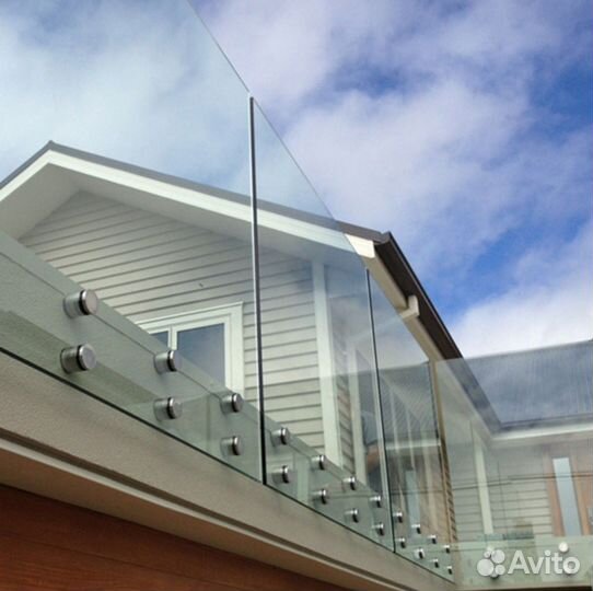 Ограждение для балкона из стекла