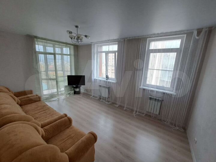 2-к. квартира, 70 м², 8/10 эт.