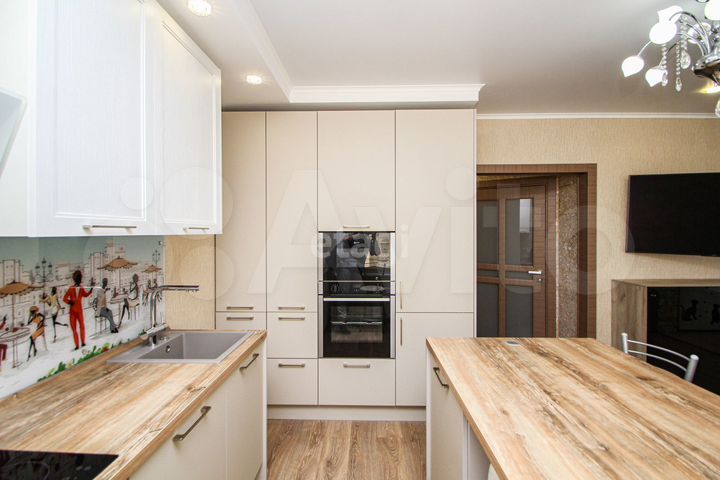 2-к. квартира, 62,8 м², 10/17 эт.