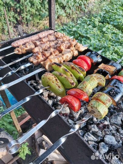 Шашлык на мангале. Доставка