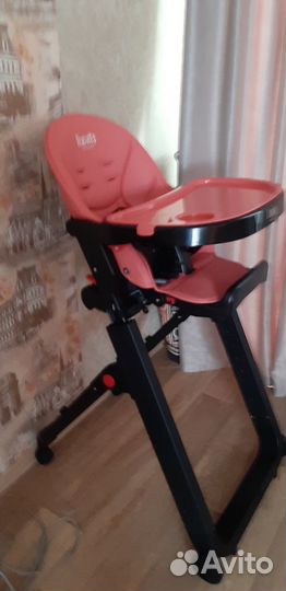 Детский стульчик для кормления