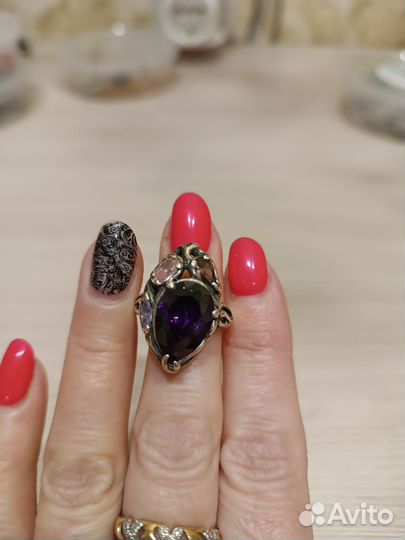 Серебряные серьги и кольцо новые