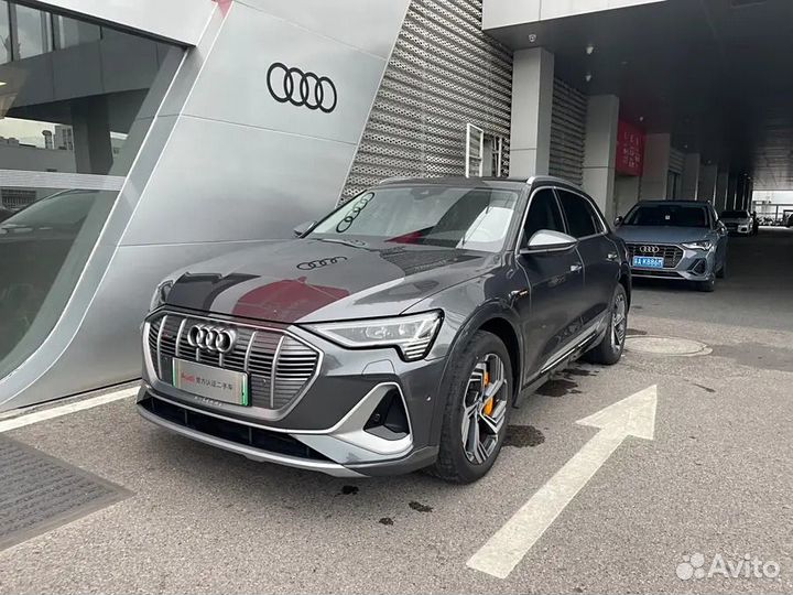 Audi e-tron AT, 2021, 25 000 км