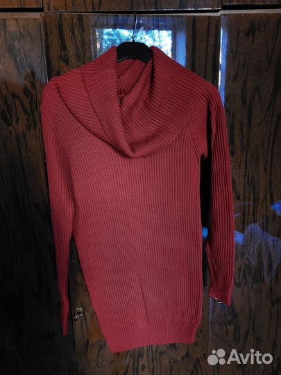 Трикотажные вещи: джемпера, свитера 44 размер