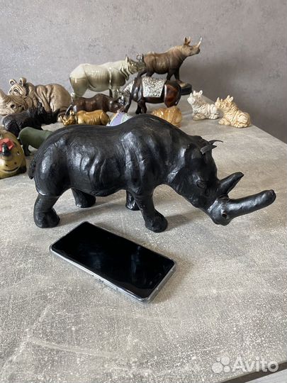 Носороги (коллекция)