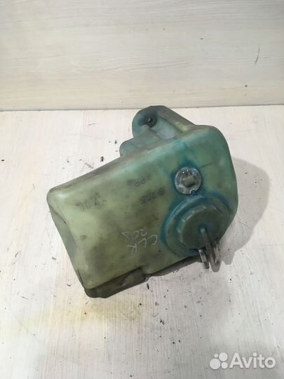 Бачок омывателя стекла Mercedes W208 2088690020