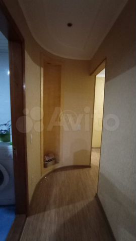 2-к. квартира, 54 м², 2/5 эт.