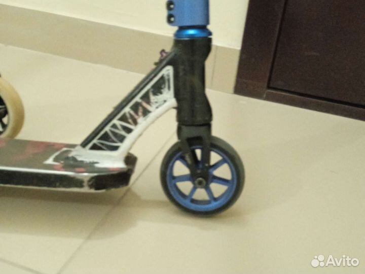 Самокат трюковой