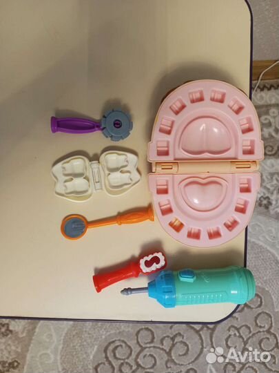 Play Doh мистер зубастик