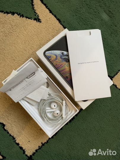 iPhone Xs, 256 ГБ