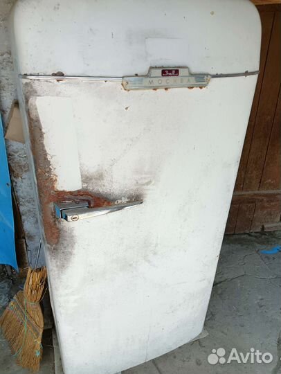 Холодильник ЗИЛ