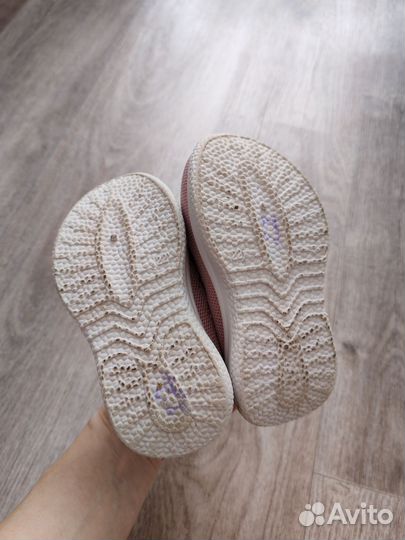 Кроссовки для девочки 22 размер