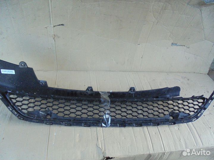 Решетка переднего бампера Mercedes Benz W167