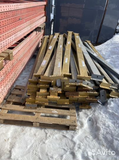 Стеллажи грузовые