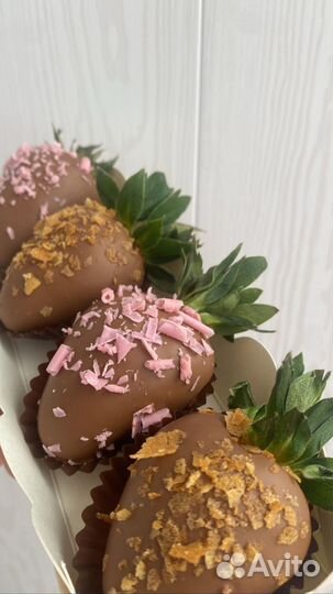 Фрукты в шоколаде