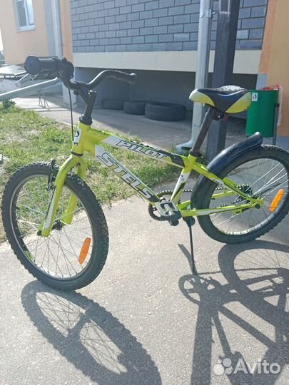 Продам велосипед детский, радиус колес 20