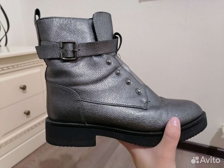 Ботинки осенние