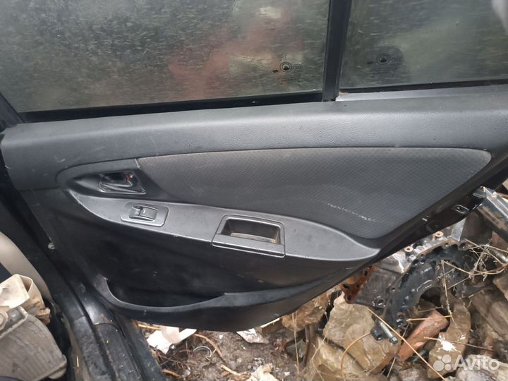 Обшивки дверей geely мк