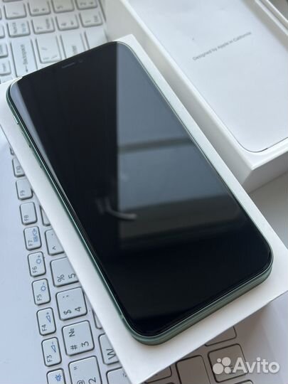 iPhone 11, 64 ГБ
