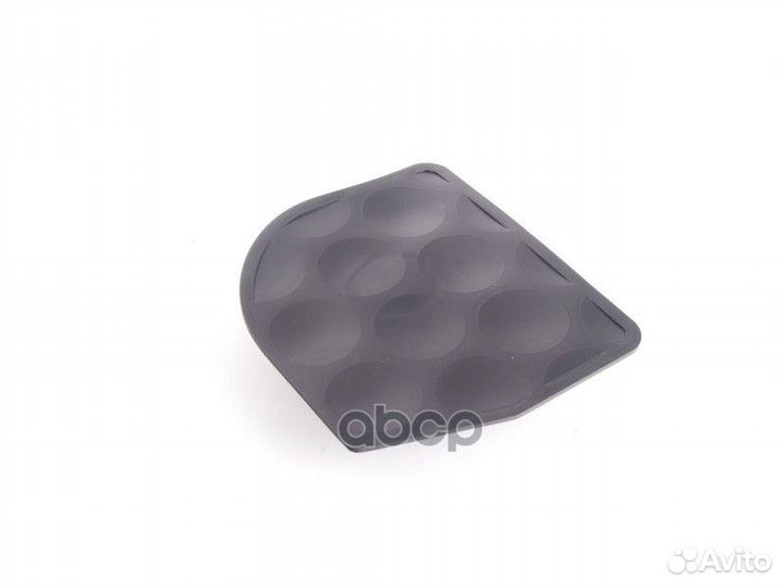 Заглушка VW passat 2005 3C0825961 VAG