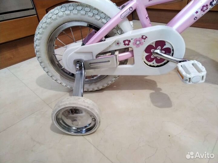 Велосипед trek колеса на 12,на 3-5лет