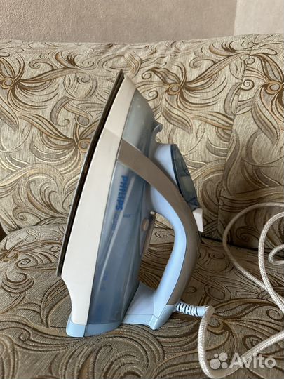 Утюг Philips GC3320