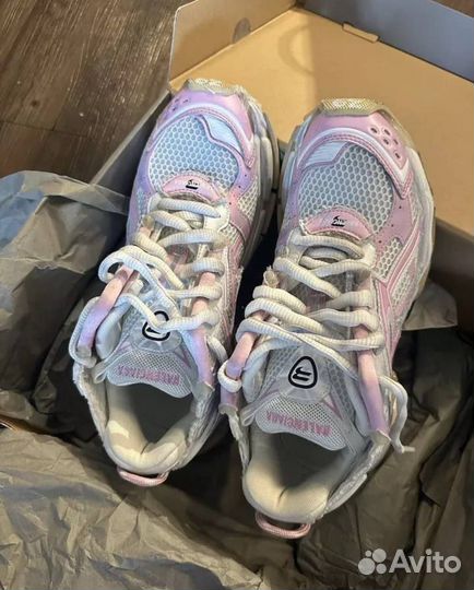 Кроссовки Balenciaga runner бело розовые