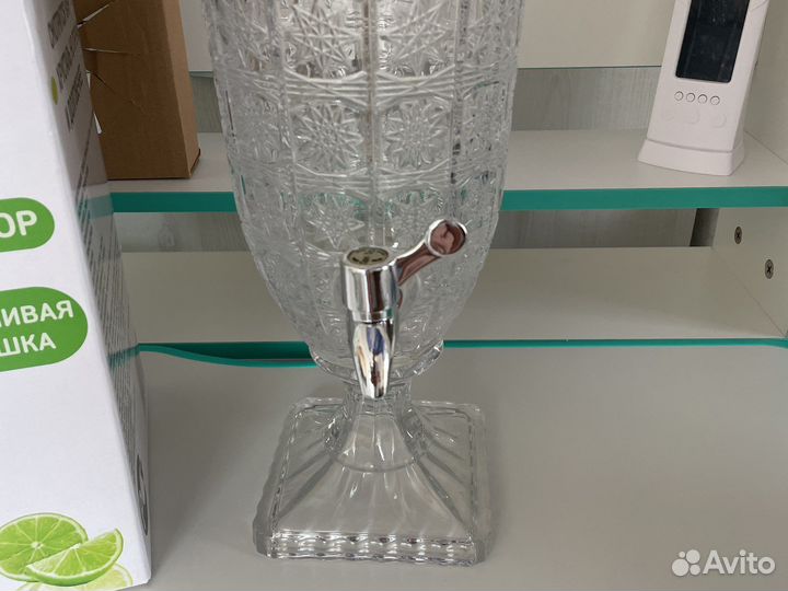 Лимонадница с краном