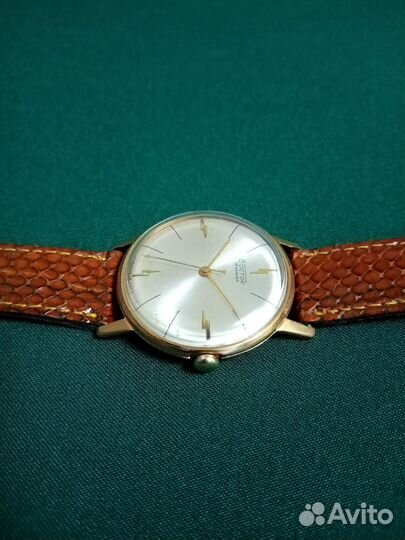 Часы восток СССР позолоченные