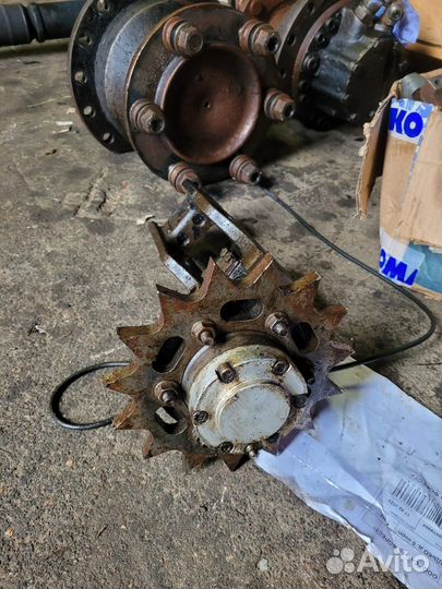 Харвестерный агрегат коматсу