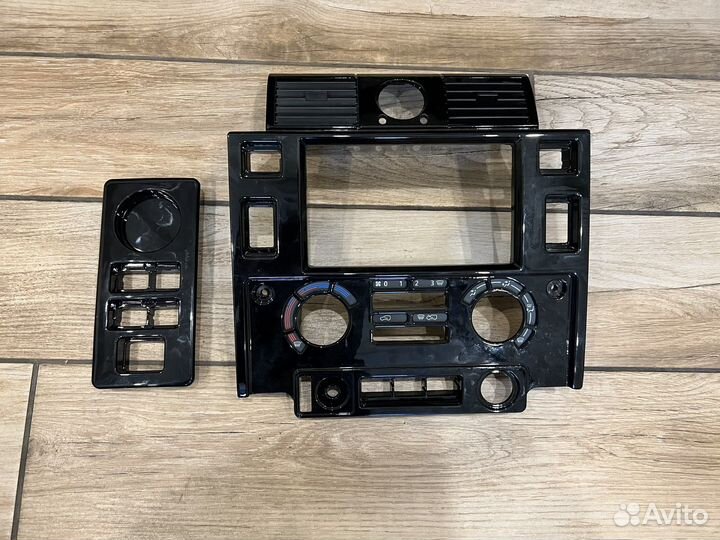 Панель центральная 2din черный глянец Defender