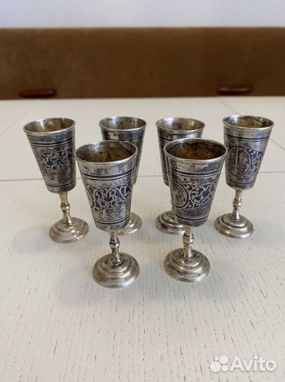 Серебряные рюмки