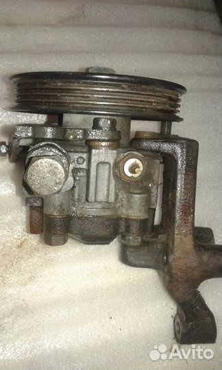 Киа спектра насос гура