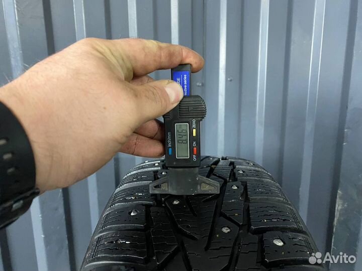 Nokian Tyres Hakkapeliitta 7 185/65 R15 92T