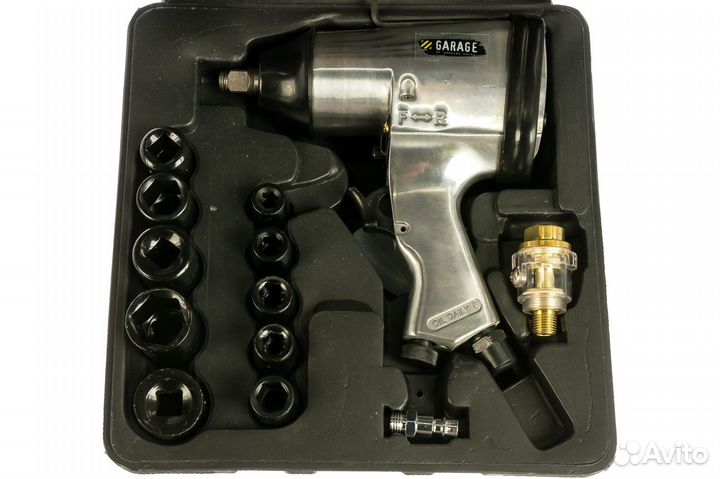 Пневмогайковерт Garage GR-IW 315 с набором головок