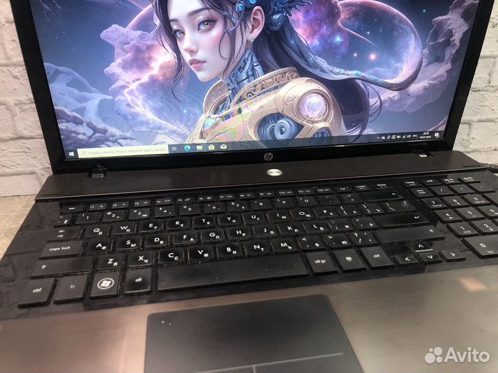 Мощный ноутбук HP i3/300Gb/17,3