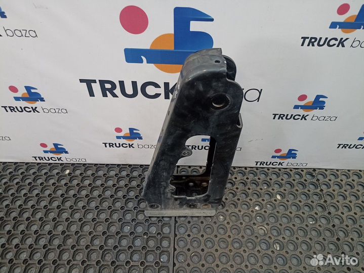 A9603101260 Кронштейн кабины левый