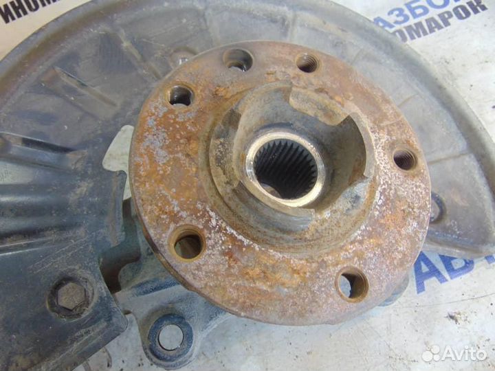 Кулак поворотный передний левый для Porsche Cayenn