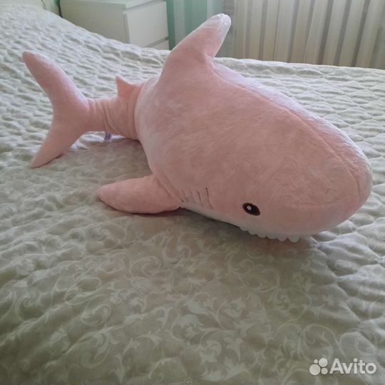 Плюшевая акула