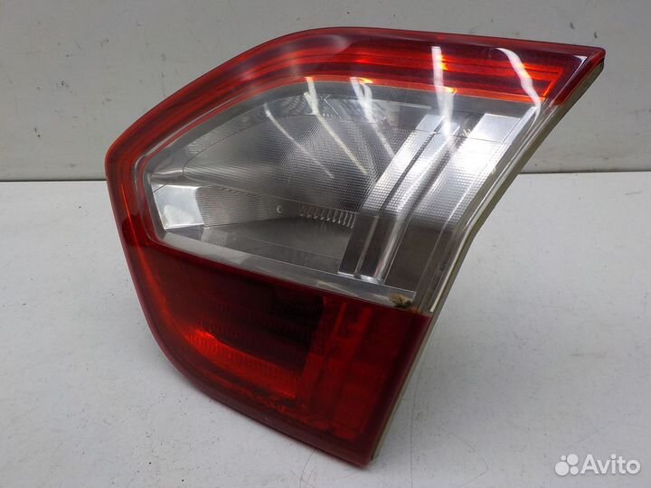 Фонарь задний правый внутренний Renault Fluence 20