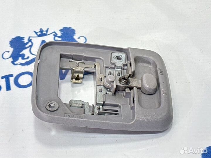 Плафон (лампочка) салона задний Nissan Primera P12