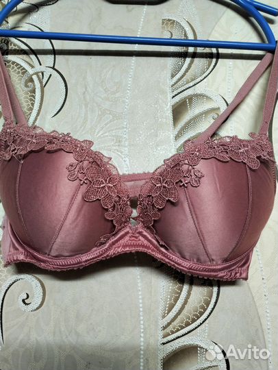 Бюстгальтер