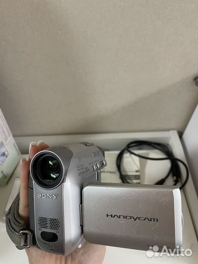 Видеокамера sony
