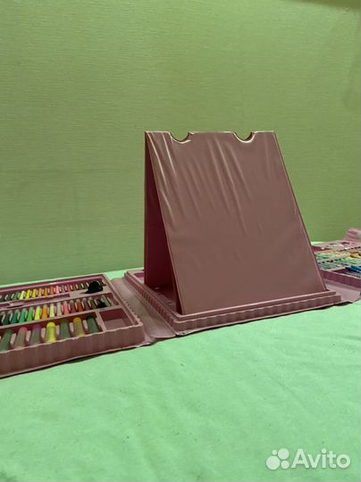 Набор для рисования в чемоданчике