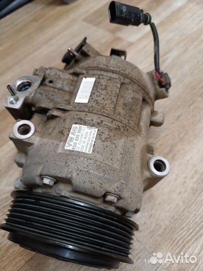 Компрессор кондиционера VAG