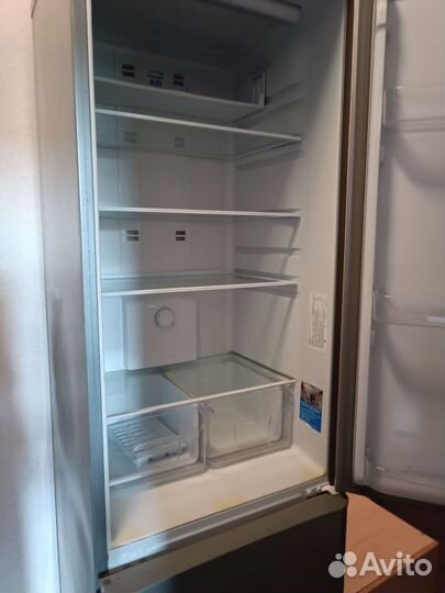 Холодильник indesit бу морозильник работает
