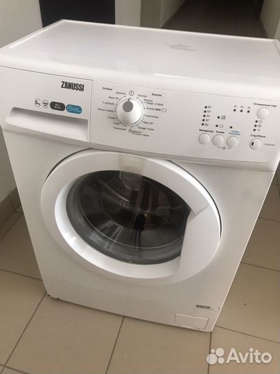 Стиральная машина на запчасти zanussi zvse6100V